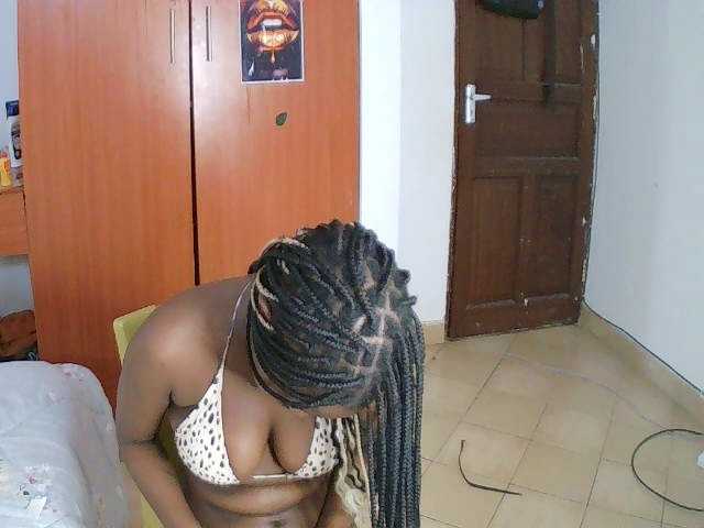 AmaniG live cam on BongaCams