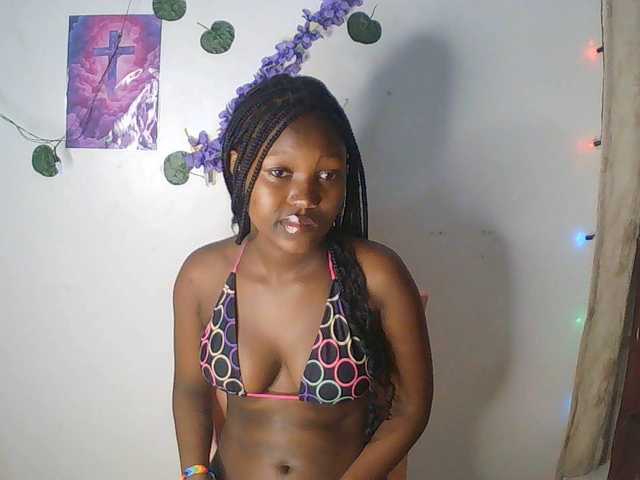 AmaniG live cam on BongaCams