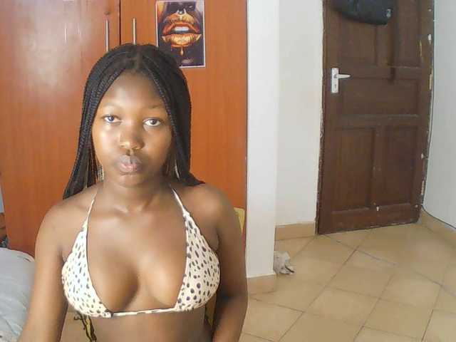 AmaniG live cam on BongaCams