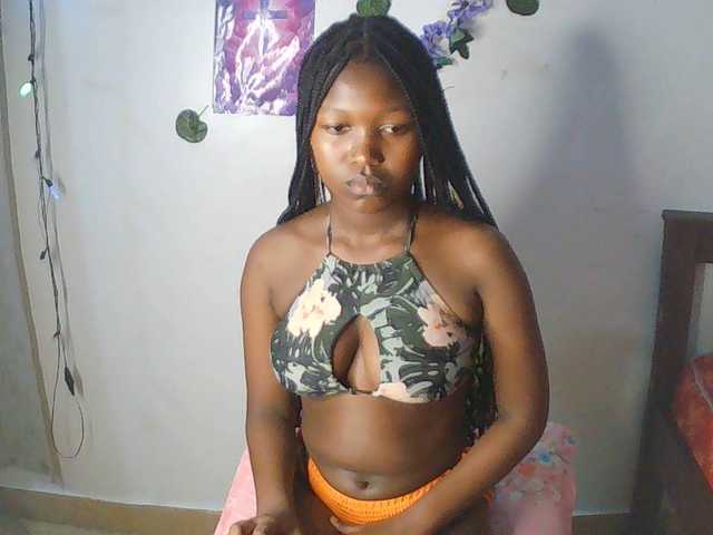 AmaniG live cam on BongaCams
