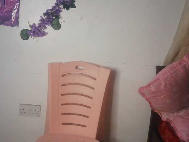 AmaniG live webcam show