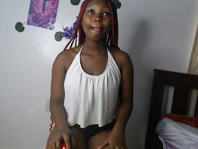 AmaniG live cam on BongaCams