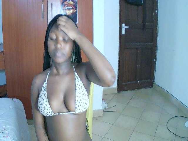 AmaniG live cam on BongaCams