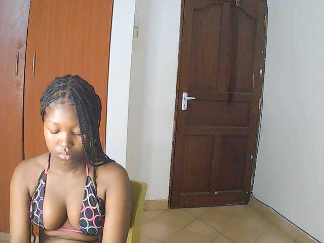 AmaniG live cam on BongaCams
