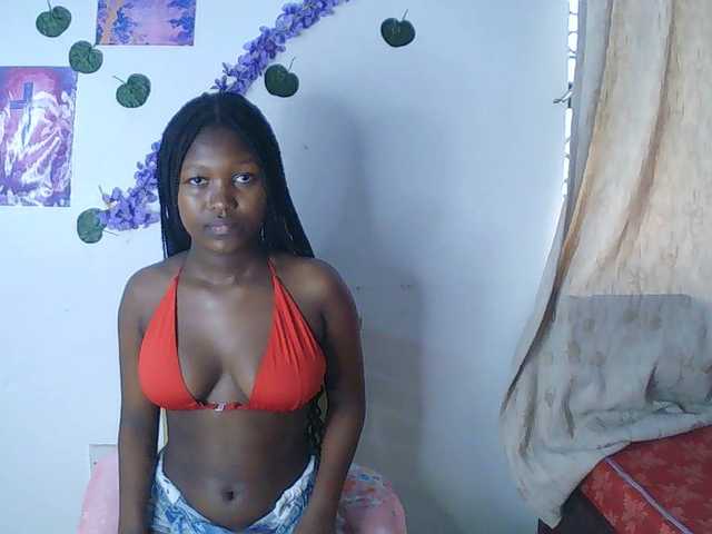 AmaniG live cam on BongaCams