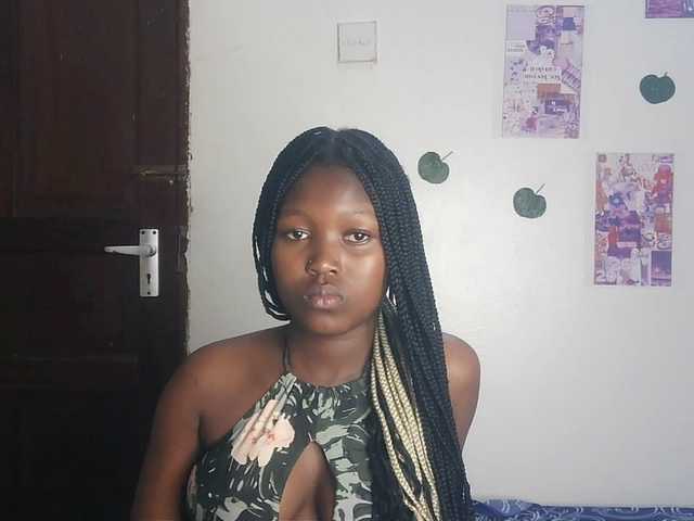 AmaniG live cam on BongaCams