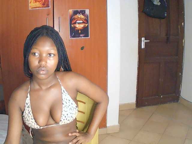 AmaniG live cam on BongaCams