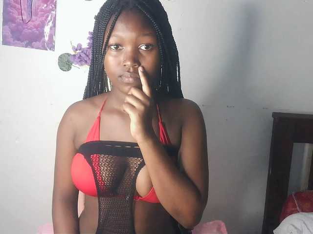 AmaniG live webcam show