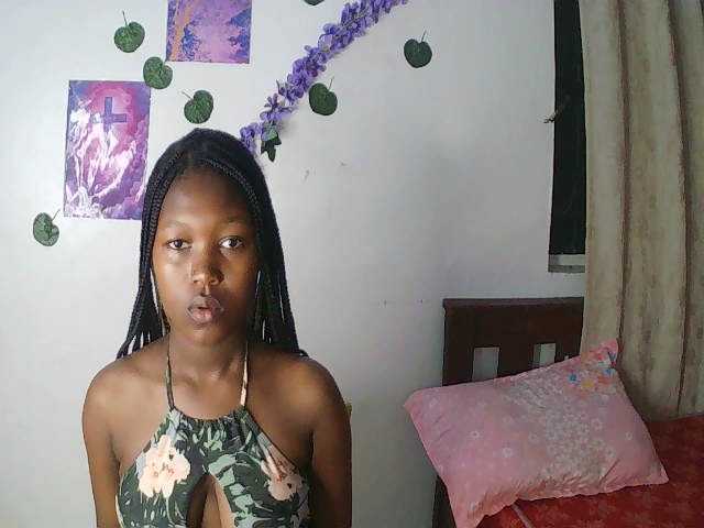 AmaniG live cam on BongaCams