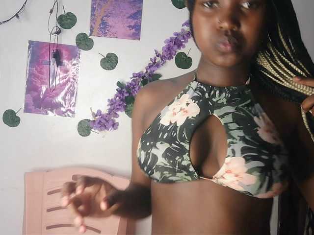 AmaniG live cam on BongaCams