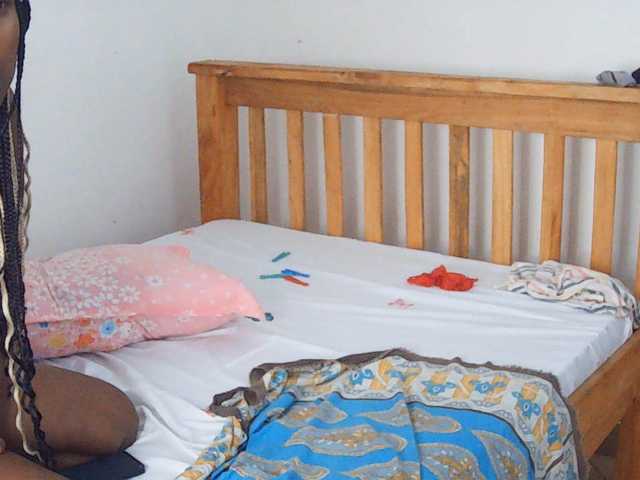 AmaniG live cam on BongaCams