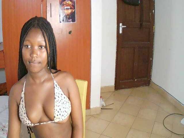 AmaniG live cam on BongaCams