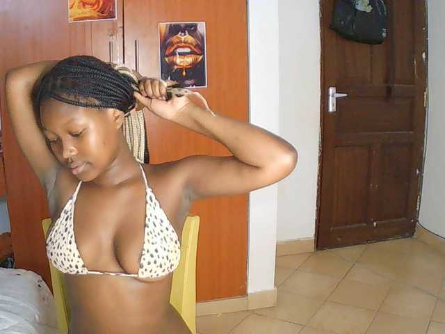 AmaniG live cam on BongaCams