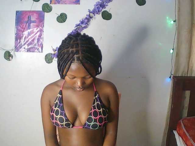 AmaniG live cam on BongaCams