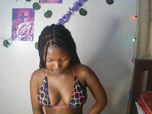 AmaniG live cam on BongaCams