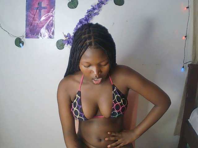 AmaniG live cam on BongaCams