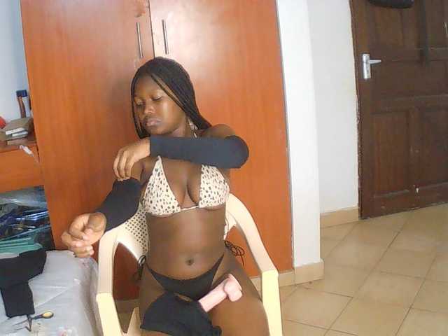 AmaniG live cam on BongaCams