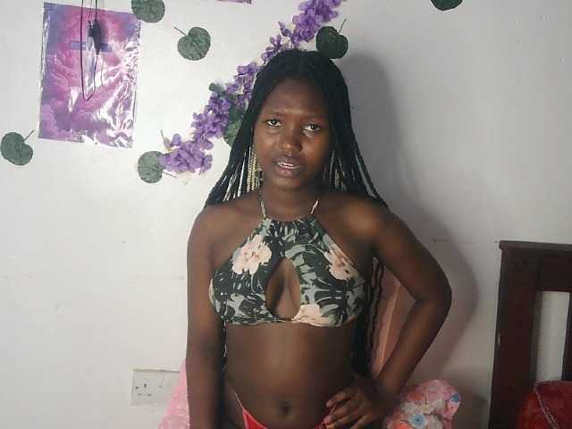 AmaniG live cam on BongaCams