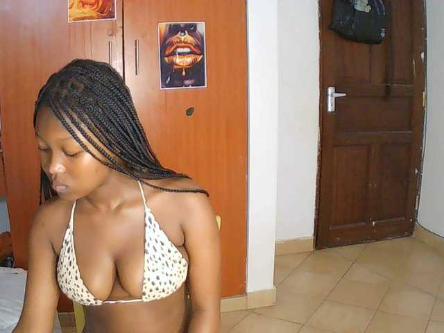AmaniG live cam on BongaCams