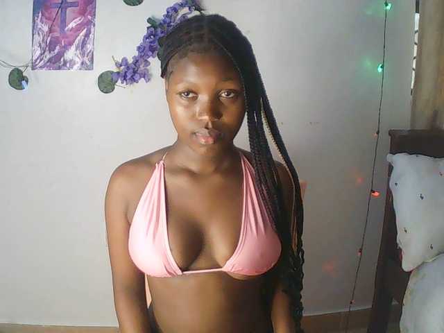 AmaniG live cam on BongaCams