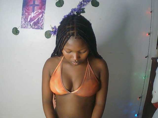 AmaniG live cam on BongaCams