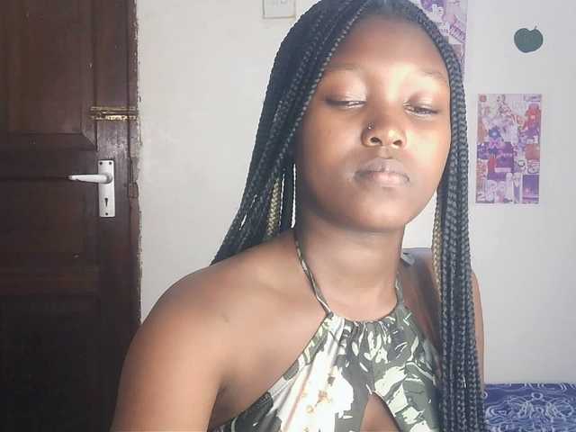 AmaniG live cam on BongaCams