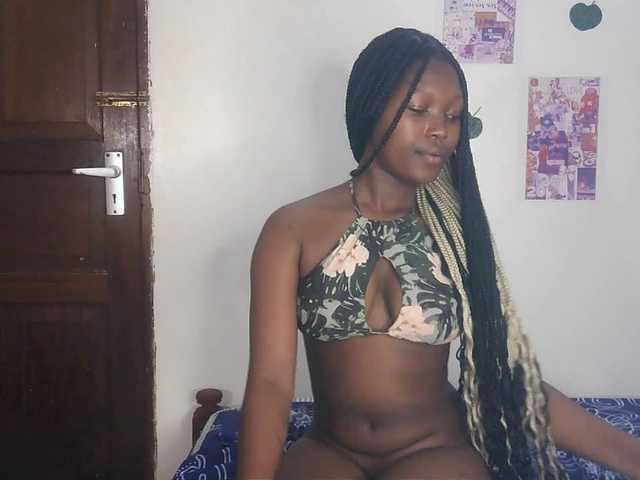 AmaniG live cam on BongaCams