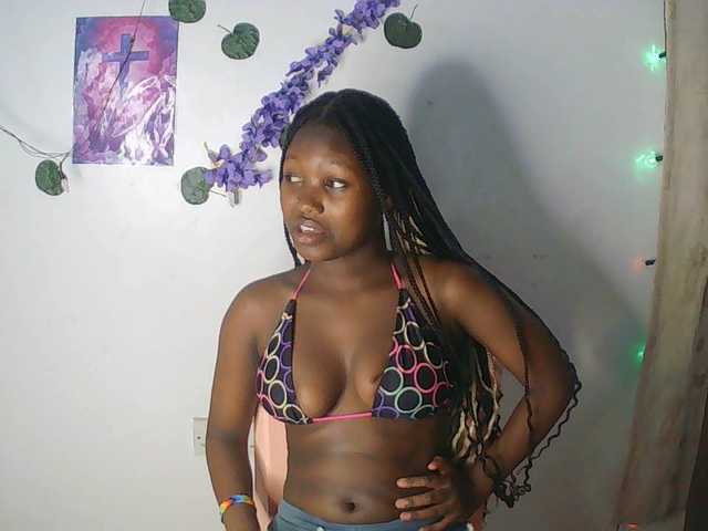 AmaniG live cam on BongaCams