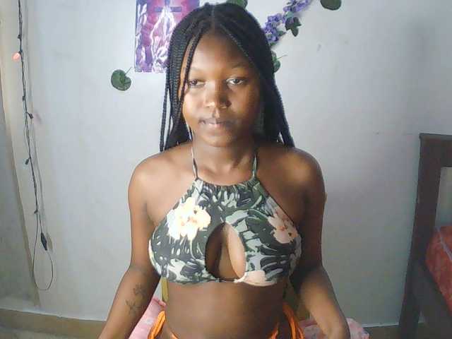AmaniG live webcam show