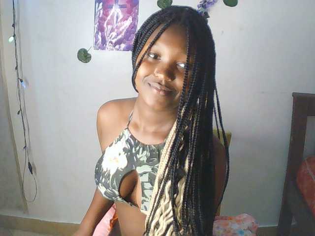 AmaniG live cam on BongaCams