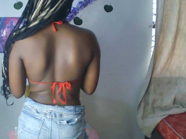 AmaniG live cam on BongaCams