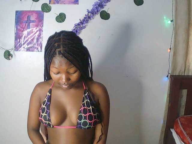 AmaniG live cam on BongaCams
