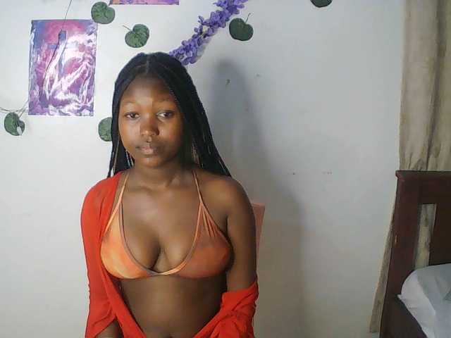 AmaniG live cam on BongaCams