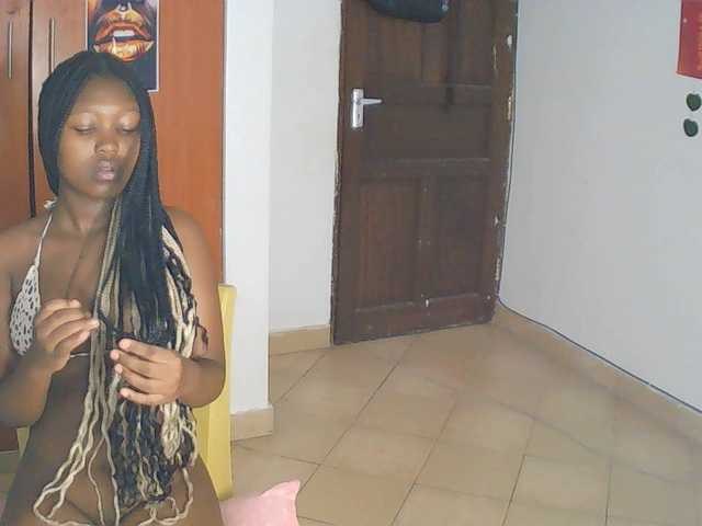 AmaniG live cam on BongaCams