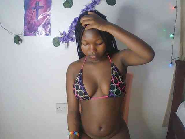 AmaniG webcam