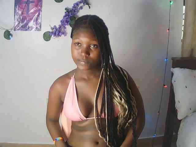 AmaniG webcam