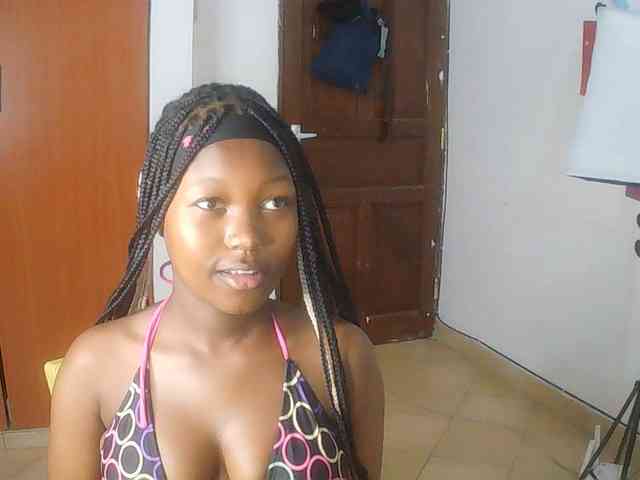 AmaniG webcam