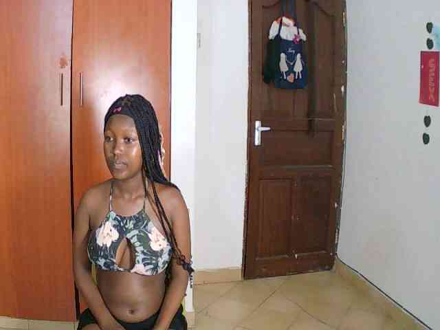 AmaniG webcam