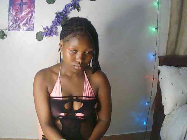 AmaniG webcam