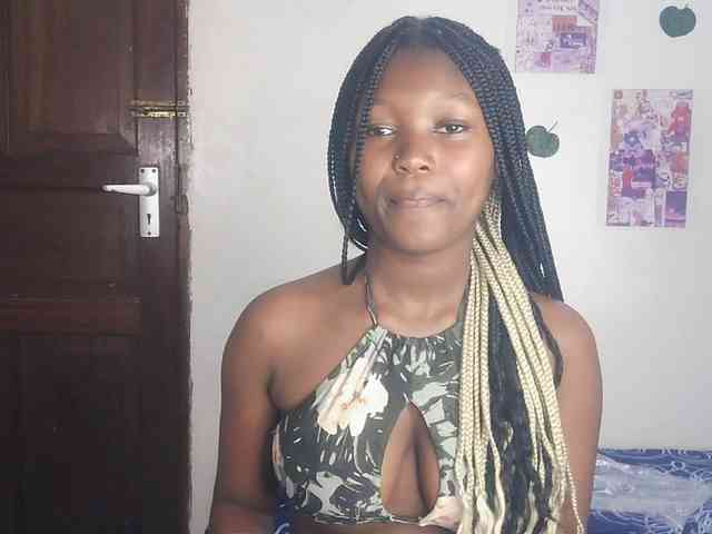 AmaniG webcam