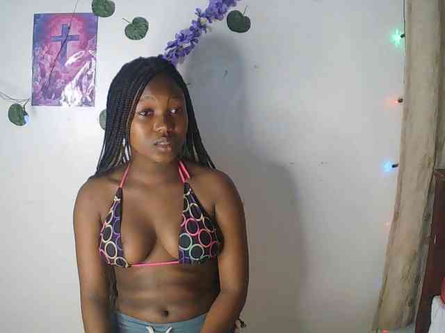 AmaniG webcam