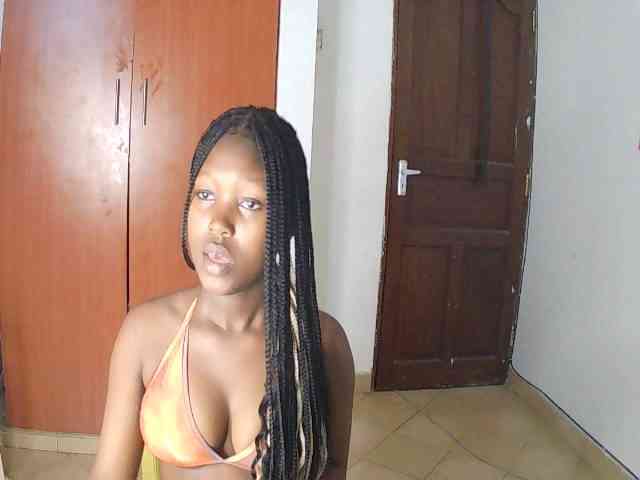 AmaniG webcam