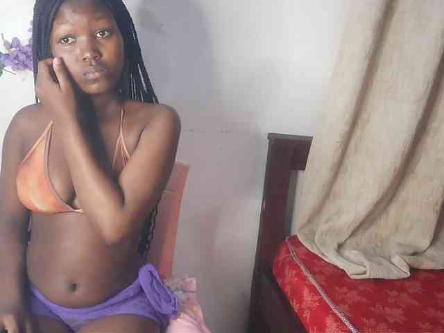 AmaniG webcam