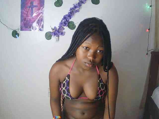 AmaniG webcam