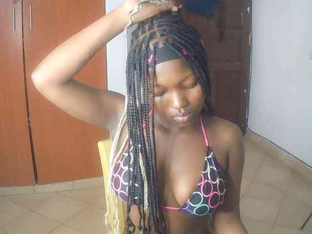 AmaniG AmaniG