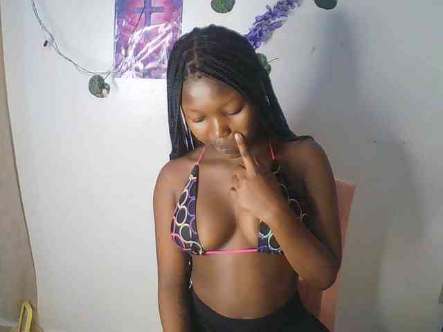 AmaniG AmaniG