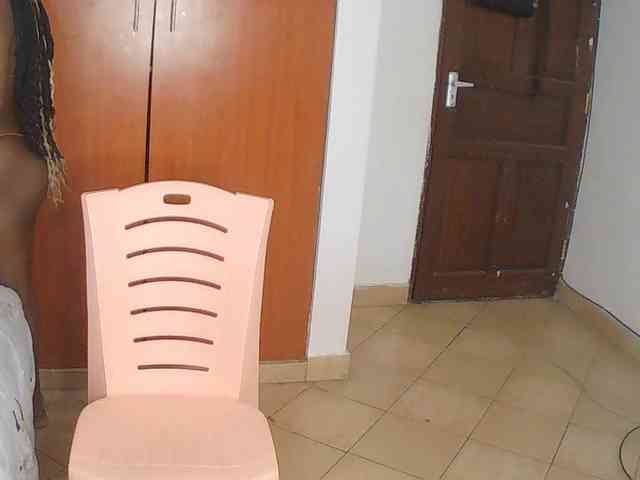 AmaniG webcam