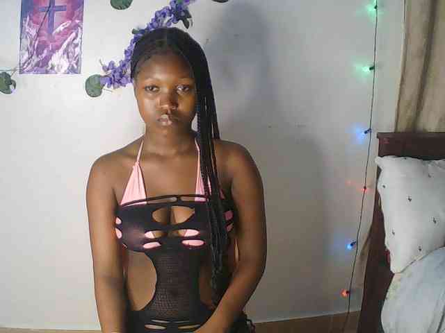AmaniG AmaniG