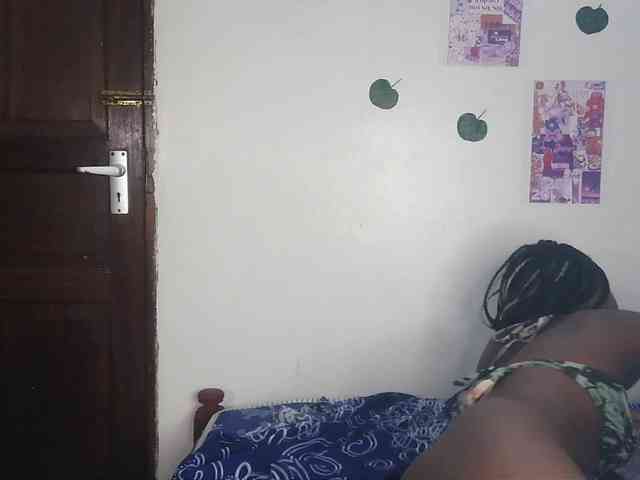 AmaniG webcam