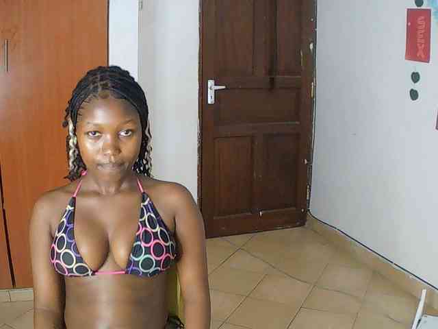 AmaniG webcam
